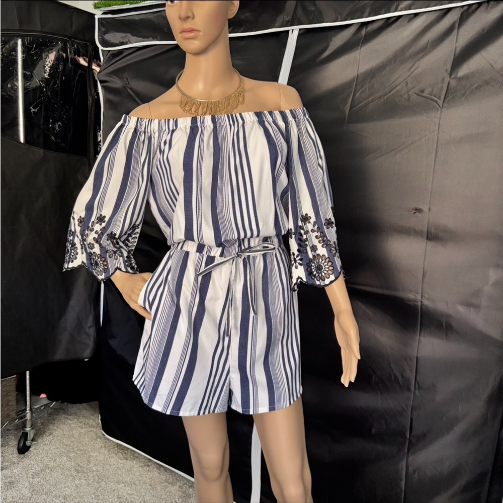 Style & Co Blue and White Off-Shoulder Jumpsuit With Side Pockets Resort Wear